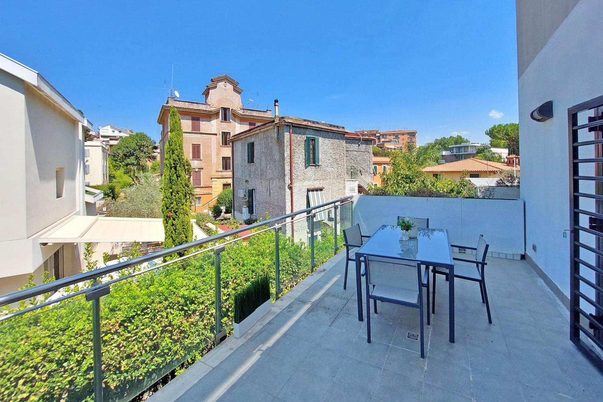 Terrace 2 *