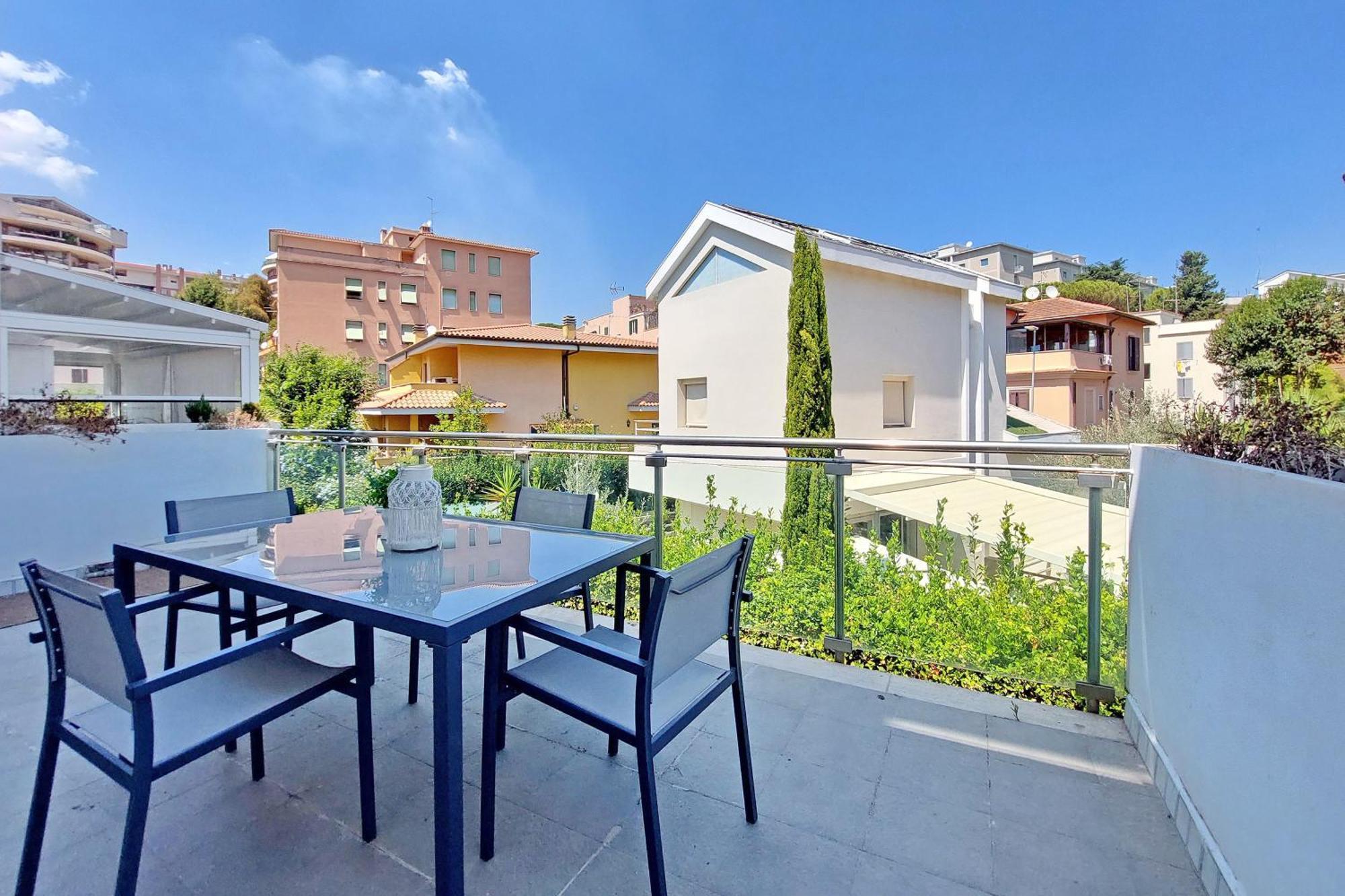 Apartment Terrace 2 *