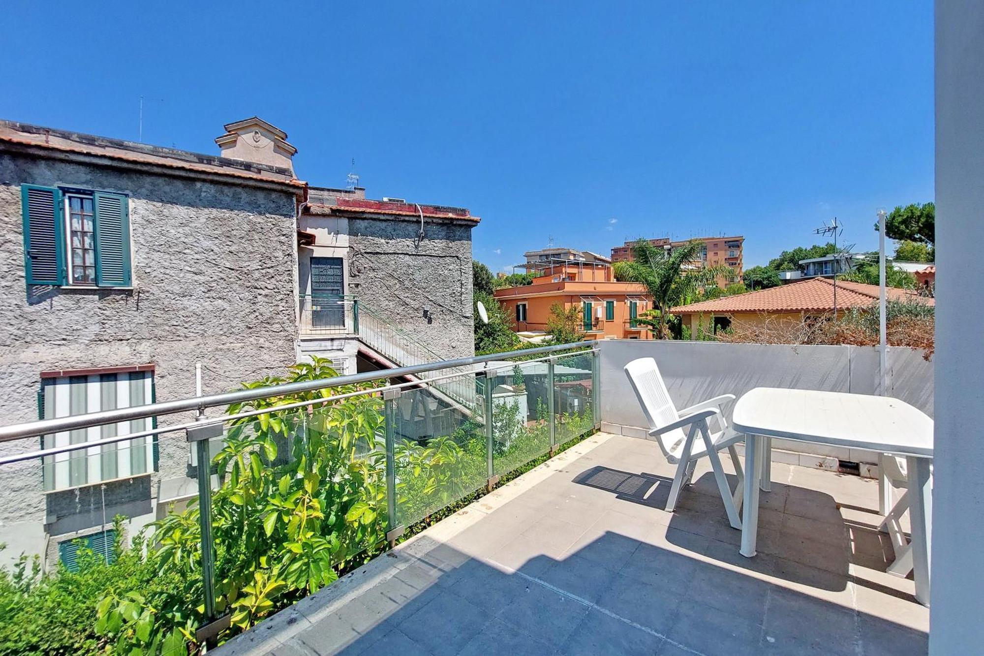 Terrace 2 *