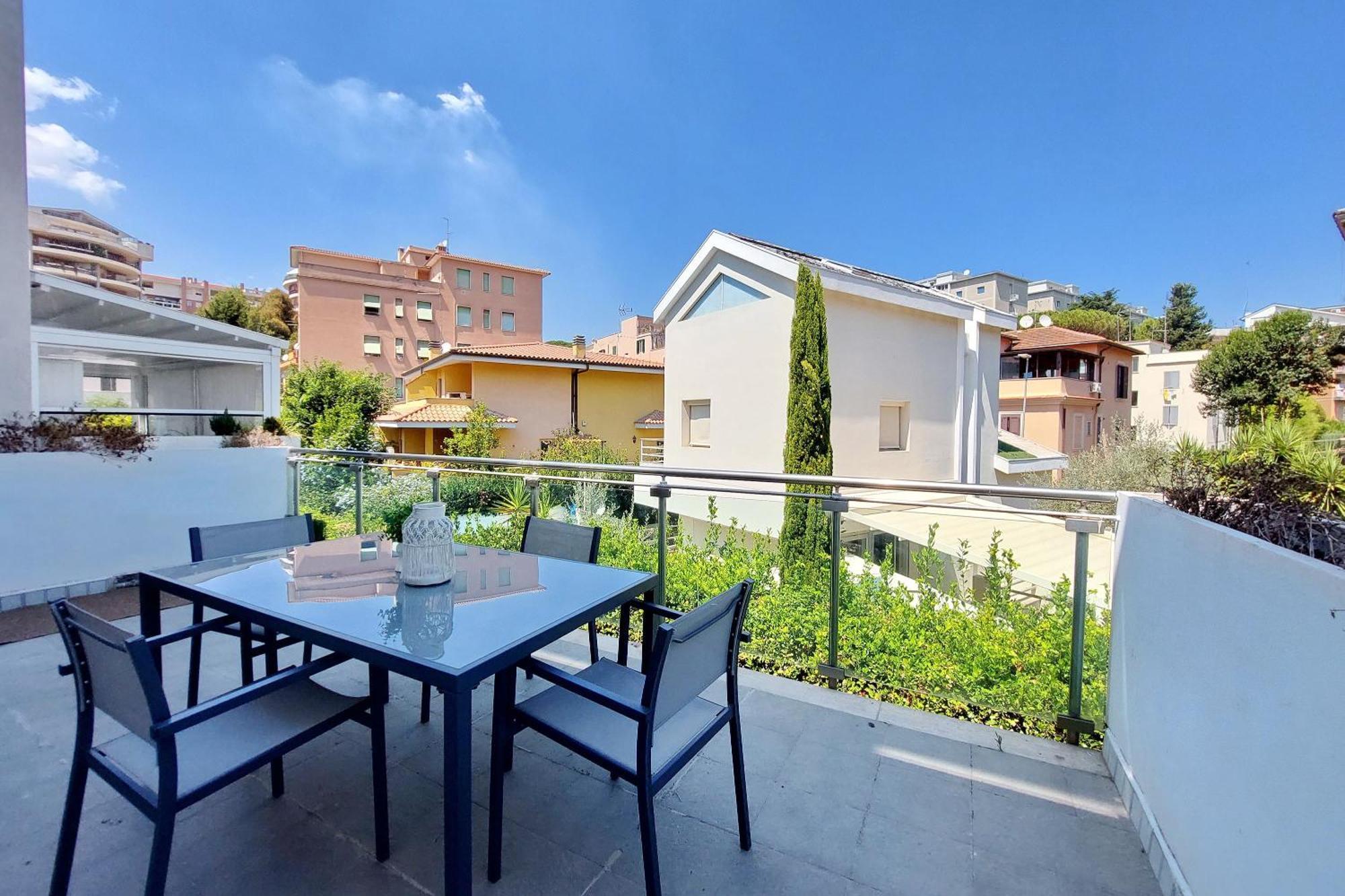 Apartment Terrace 2 *