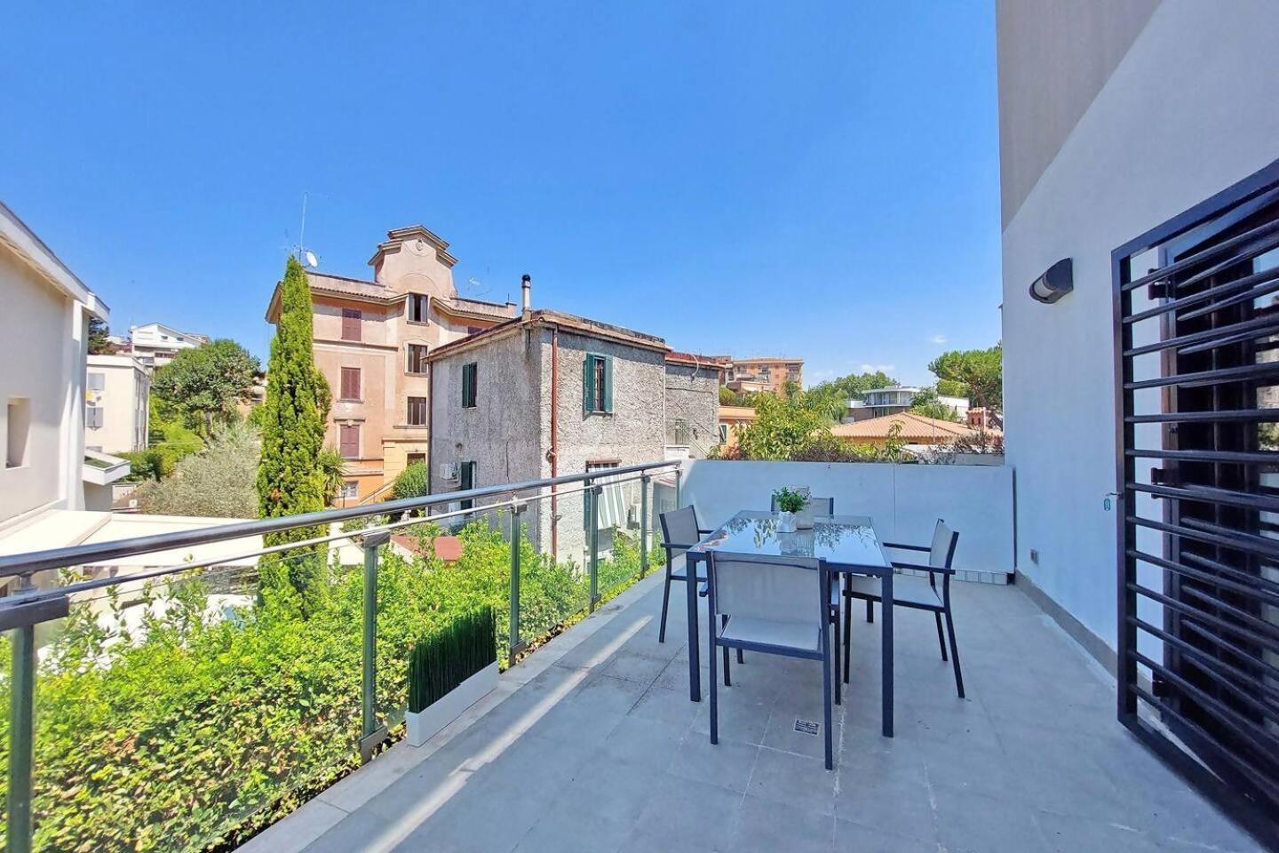 Terrace 2 Rom